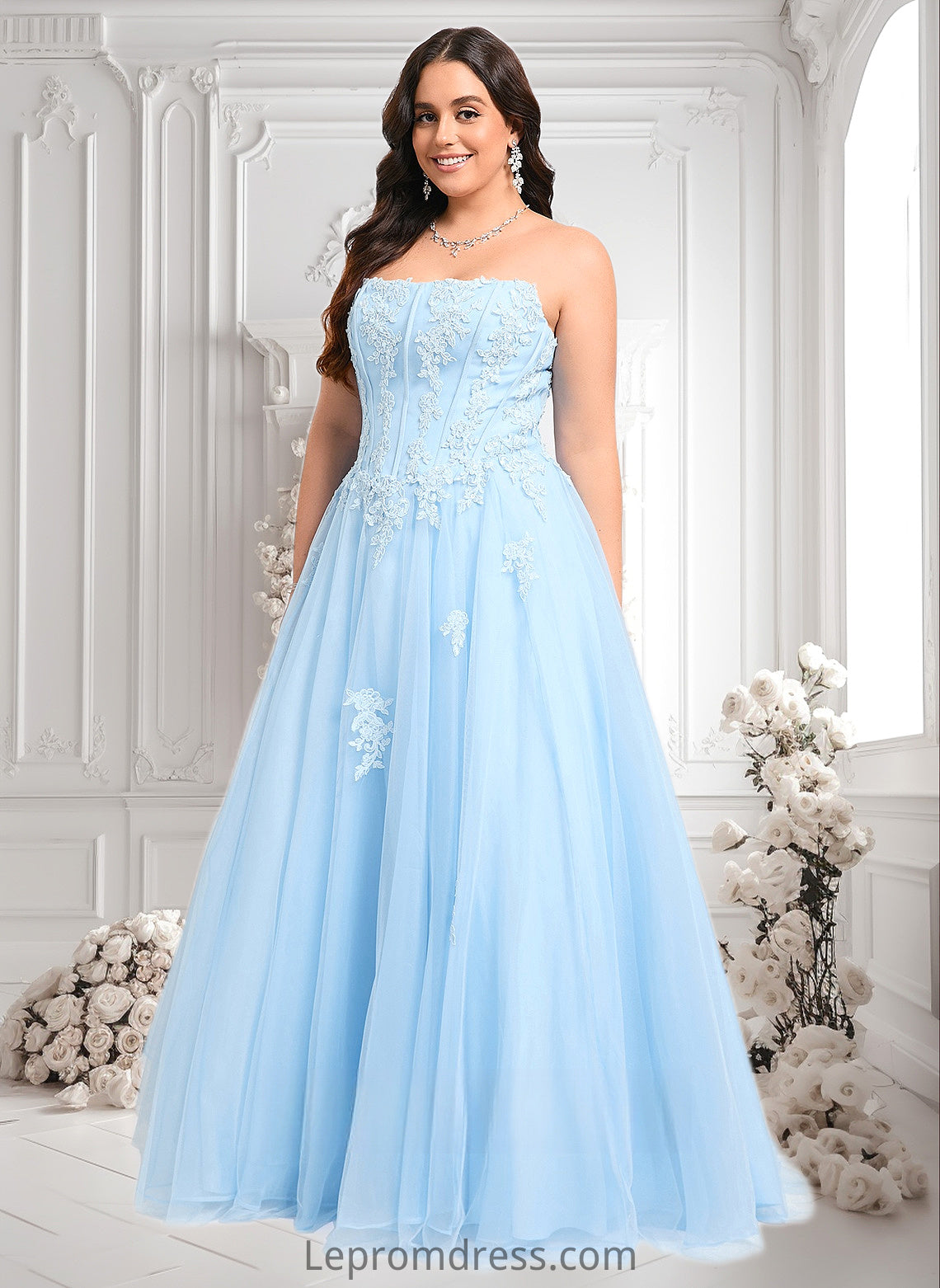 Destiney Ball-Gown/Princess Straight Sweep Train Tulle Prom Dresses With Sequins Appliques Lace HAP0025864