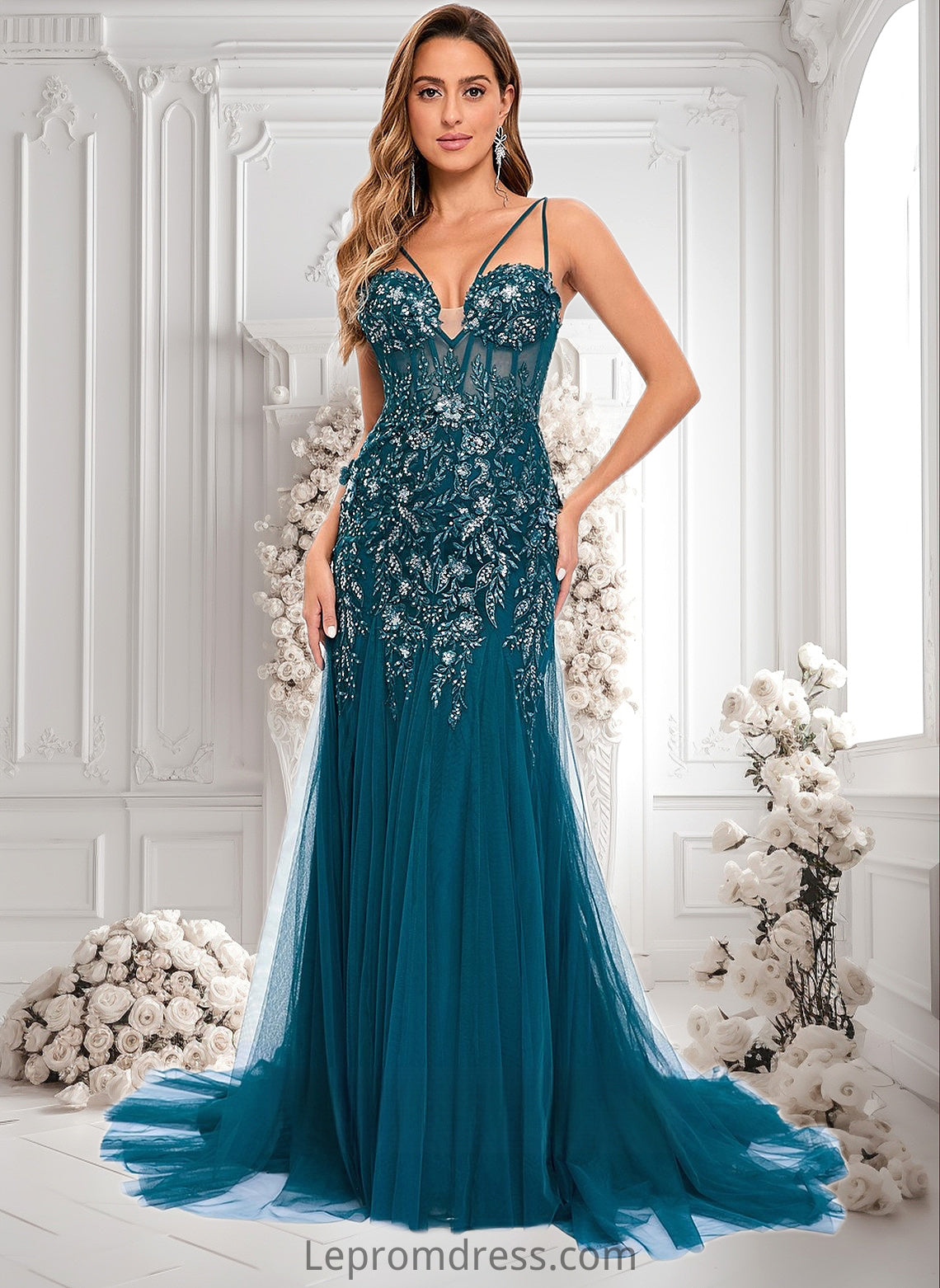 Luz Trumpet/Mermaid V-Neck Sweep Train Tulle Prom Dresses With Sequins Appliques Lace HAP0025853