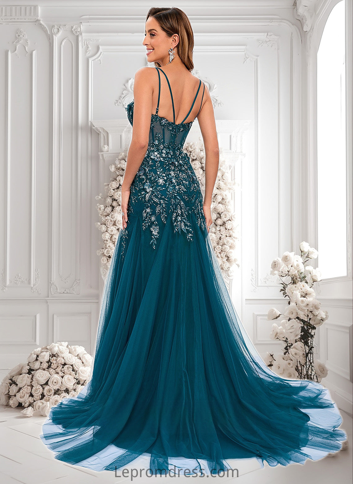 Luz Trumpet/Mermaid V-Neck Sweep Train Tulle Prom Dresses With Sequins Appliques Lace HAP0025853