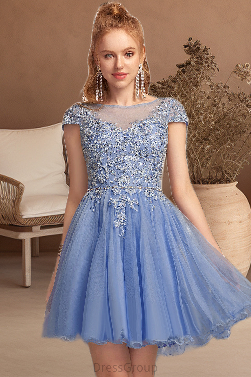 Adalynn A-line Scoop Short/Mini Tulle Homecoming Dress With Beading Appliques Lace HAP0020547