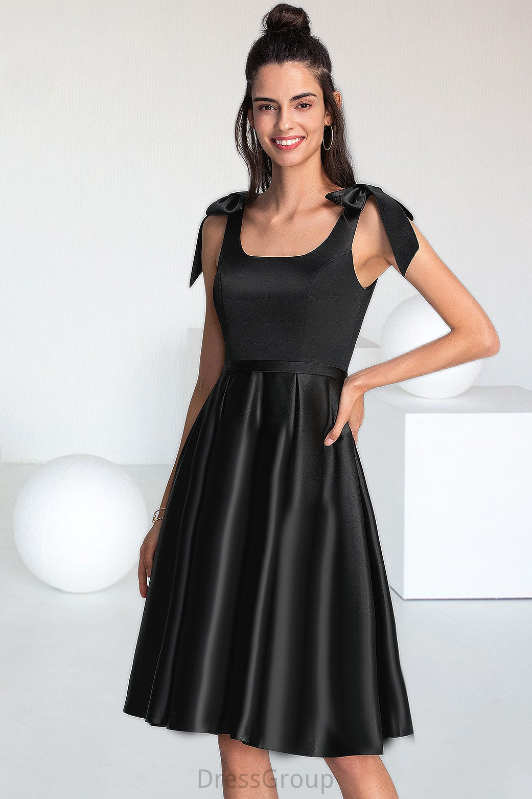 Sofia A-line Square Knee-Length Satin Homecoming Dress With Bow HAP0020556