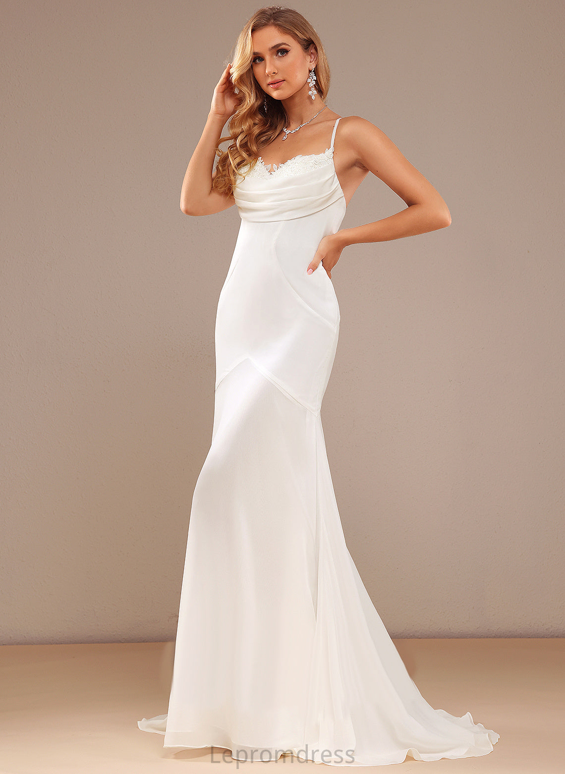 Dress Chiffon Wedding Dresses Sweep Kiersten Train With Trumpet/Mermaid Lace V-neck Wedding