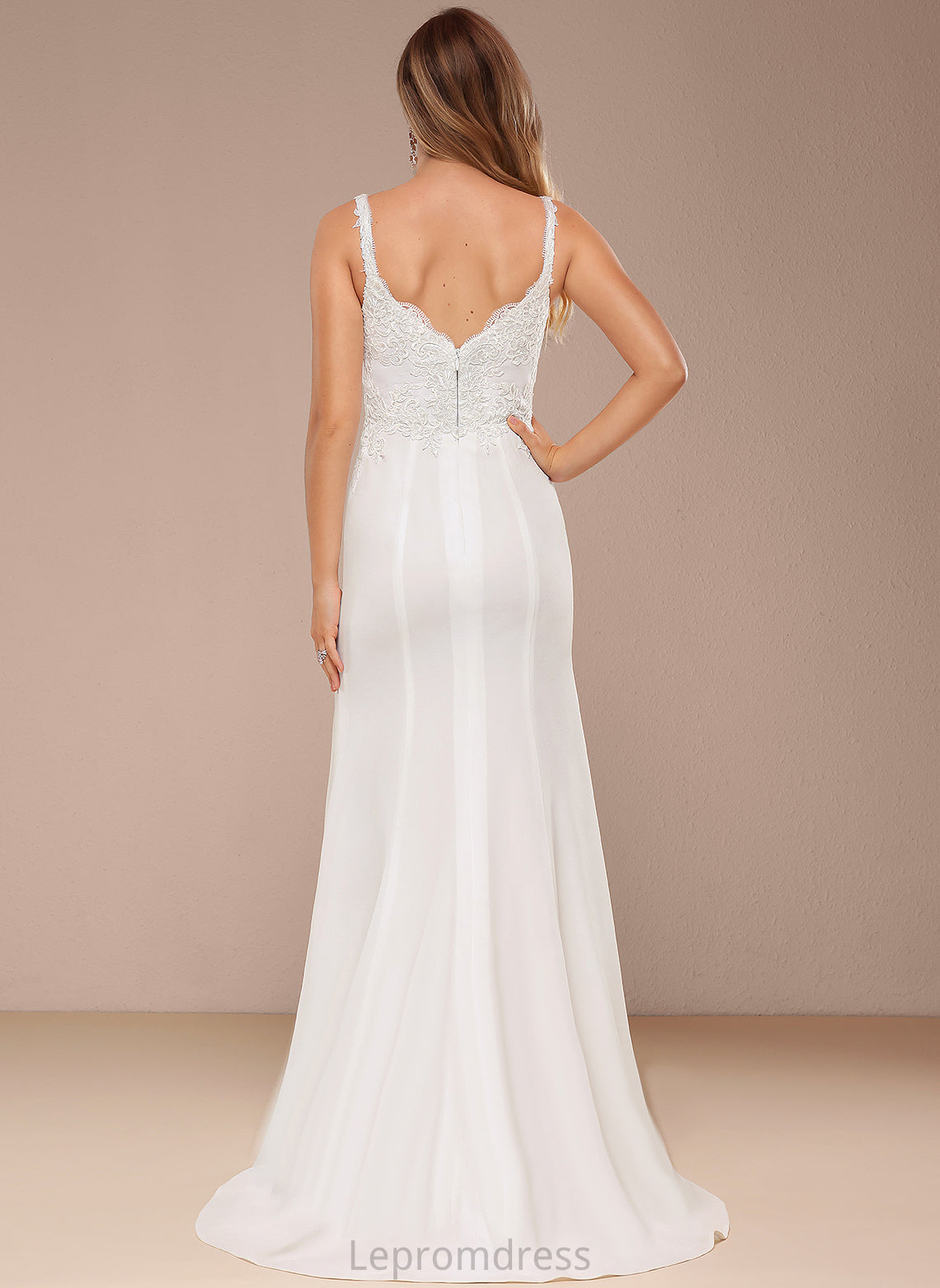 Wedding Dresses Train V-neck Chiffon With Autumn Sequins Lace Wedding Trumpet/Mermaid Dress Sweep